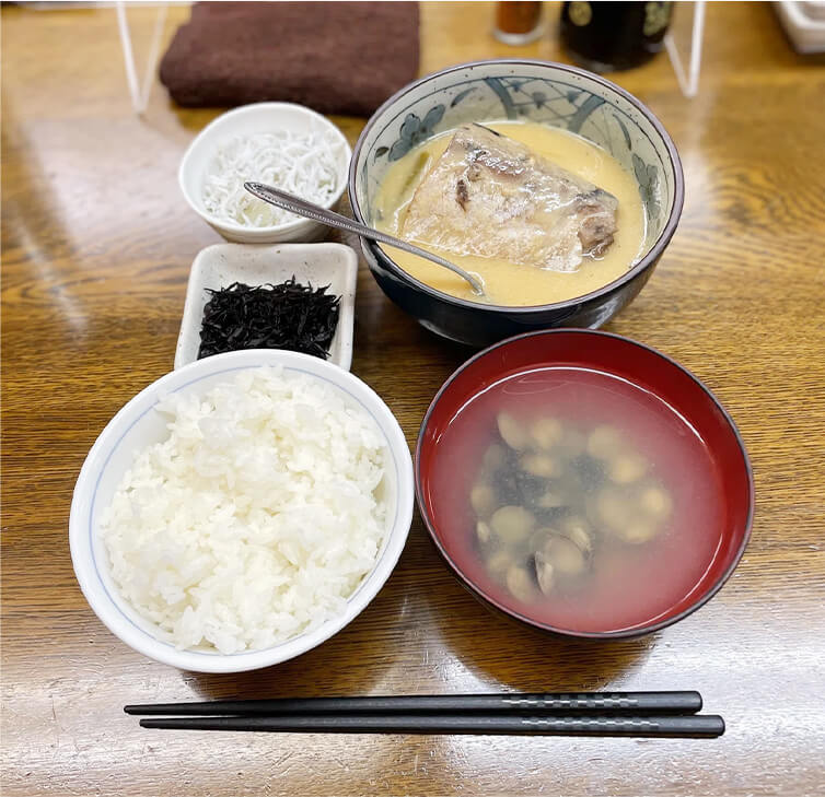ご飯・お味噌汁のおかわり無料