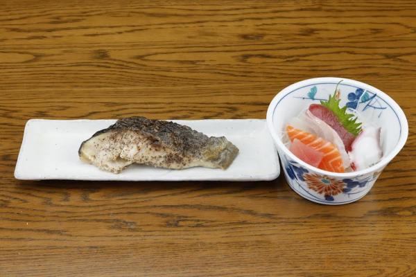 銀だら塩こしょう焼・刺盛り定食