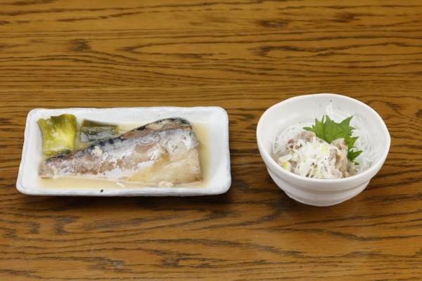 さばみそ煮・あじなめろう定食（ハーフ＆ハーフ）